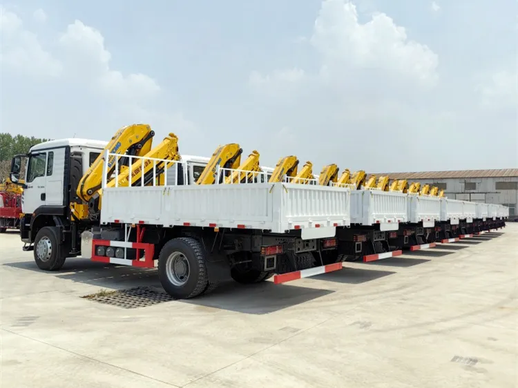 Before shipping, inspection engineer will make PDI on all HOWO crane trucks.